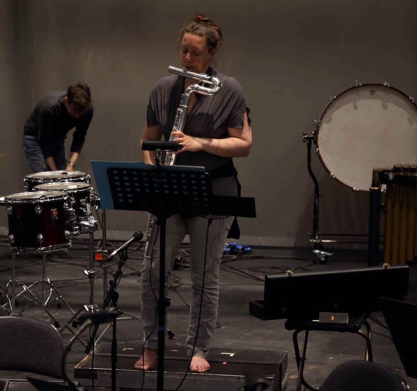 Hélène Navasse at the bass flute . rehearsal 